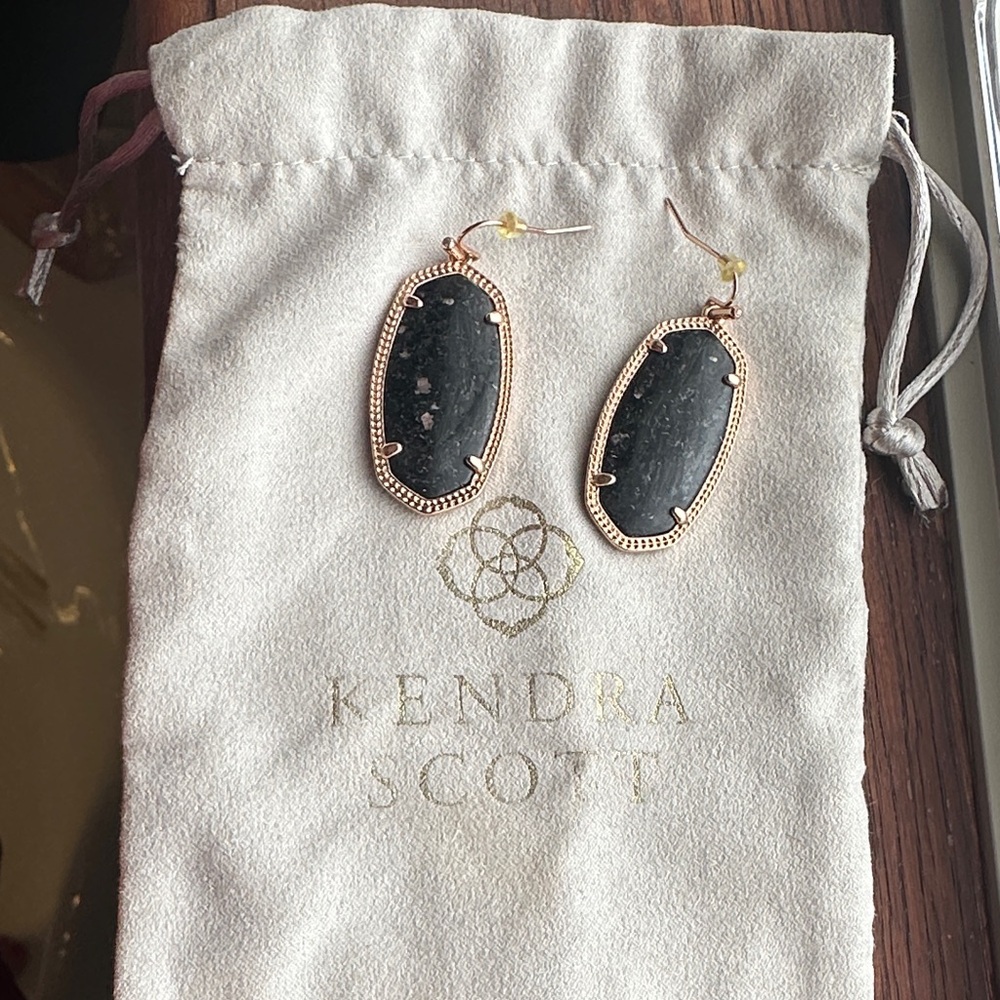 Kendra Scott Black Granite and Rose Gold Oval Earrings